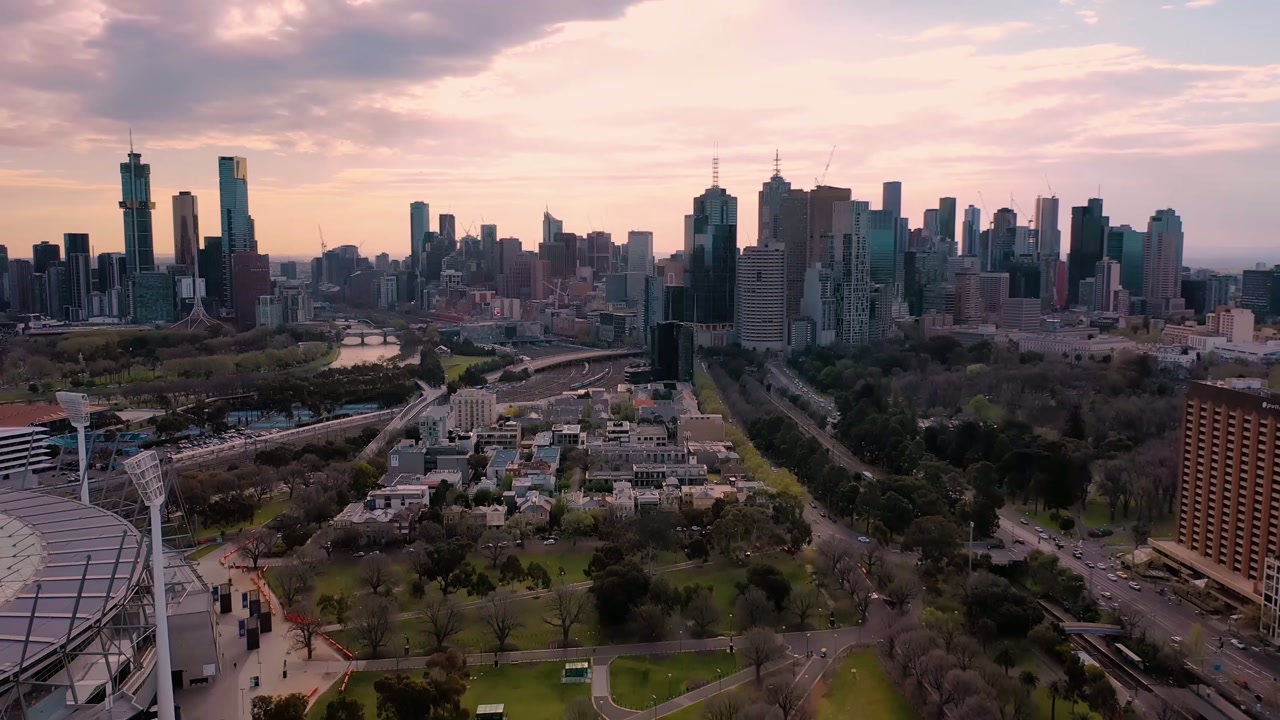 Melbourne skyline above its parklands
